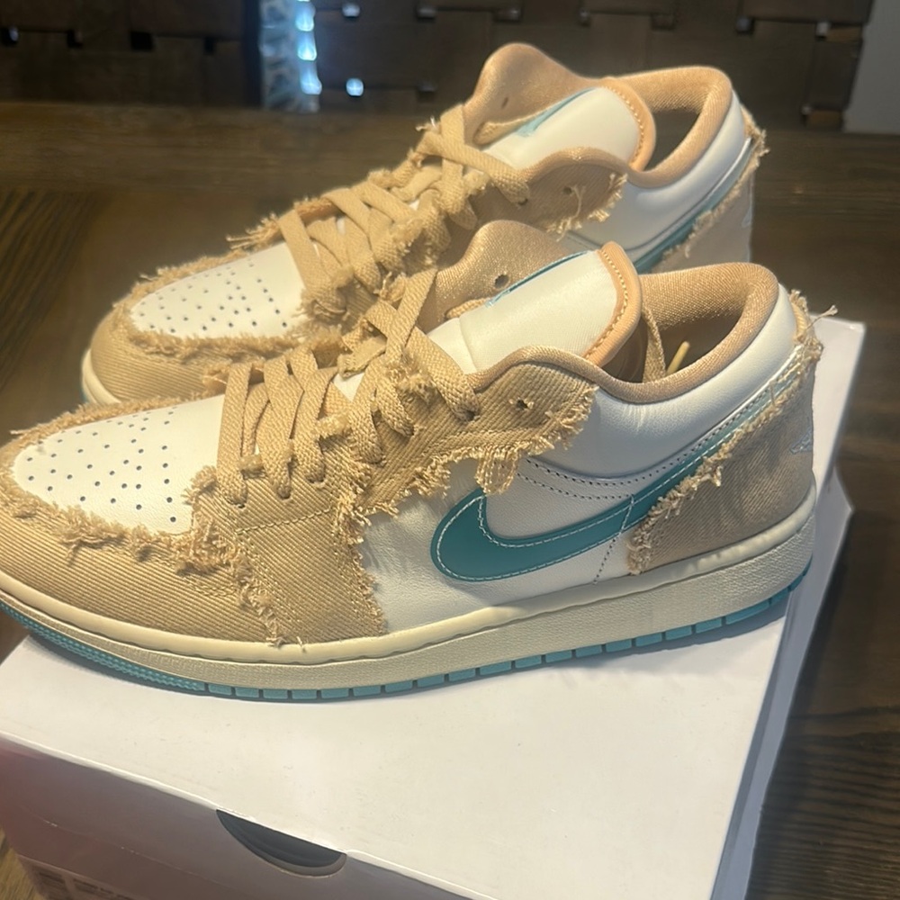 Jordan 1 Low SE Wave